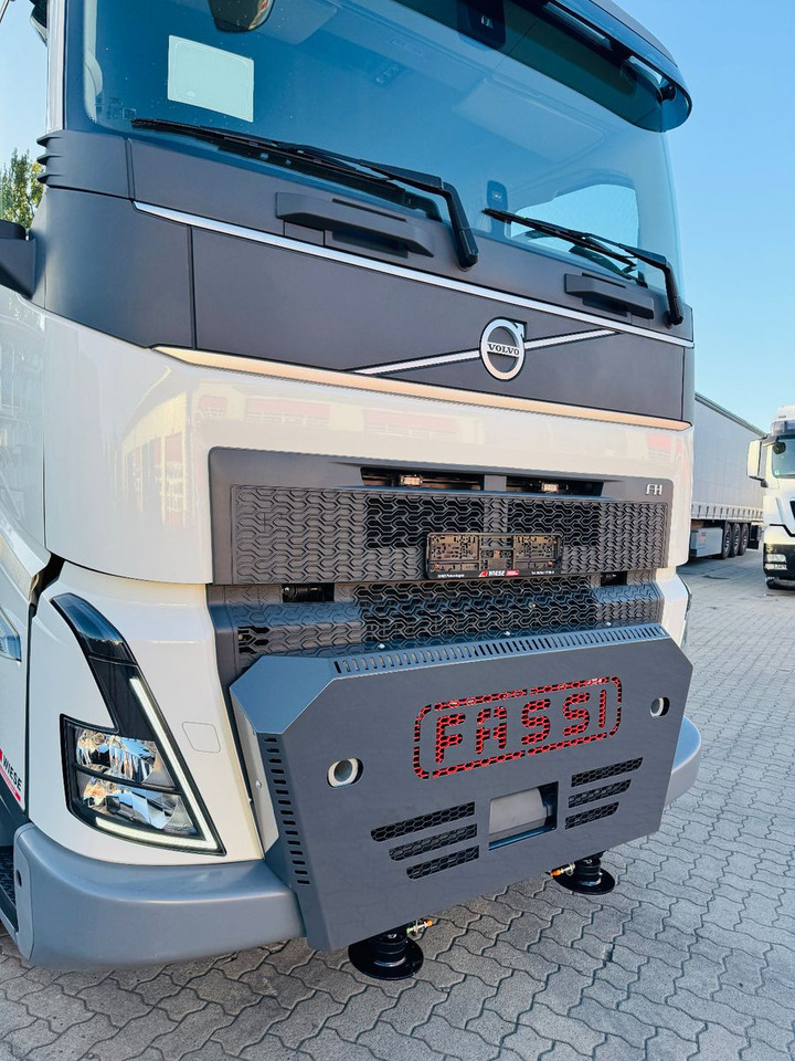 Volvo FH500 6x2 mit Fassi F545 Kran JIB Winde so - Тягач: фото 2 Volvo FH500 6x2 mit Fassi F545 Kran JIB Winde so - Тягач: фото 2