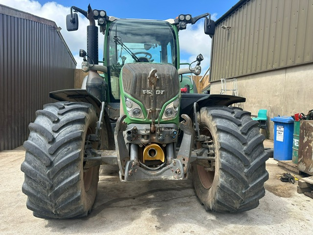FENDT 724 Plus - Трактор: фото 1 FENDT 724 Plus - Трактор: фото 1