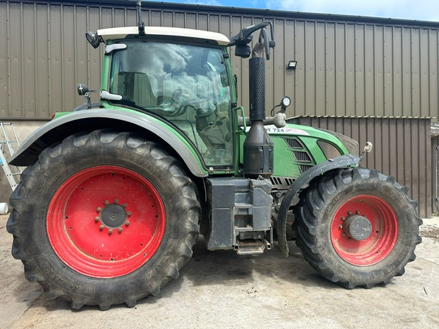 FENDT 724 Plus - Трактор: фото 2 FENDT 724 Plus - Трактор: фото 2