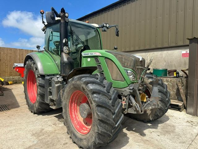 FENDT 724 Plus - Трактор: фото 4 FENDT 724 Plus - Трактор: фото 4