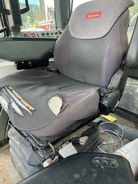 VALTRA T183 DIRECT DRIVE - Трактор: фото 3 VALTRA T183 DIRECT DRIVE - Трактор: фото 3