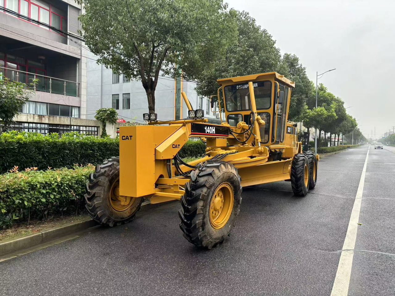 CATERPILLAR 140H - Грейдер: фото 2 CATERPILLAR 140H - Грейдер: фото 2