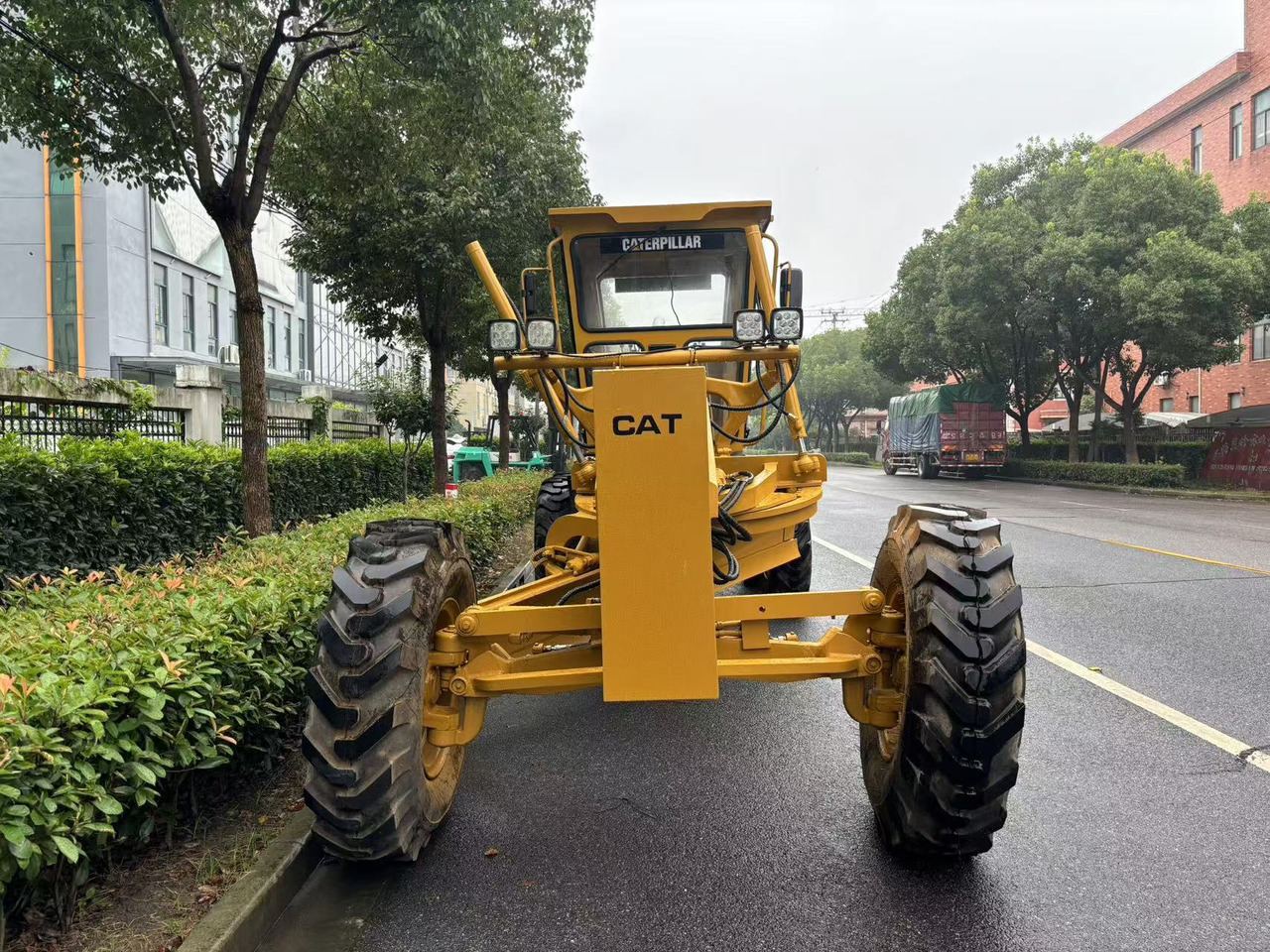 CATERPILLAR 140H - Грейдер: фото 3 CATERPILLAR 140H - Грейдер: фото 3