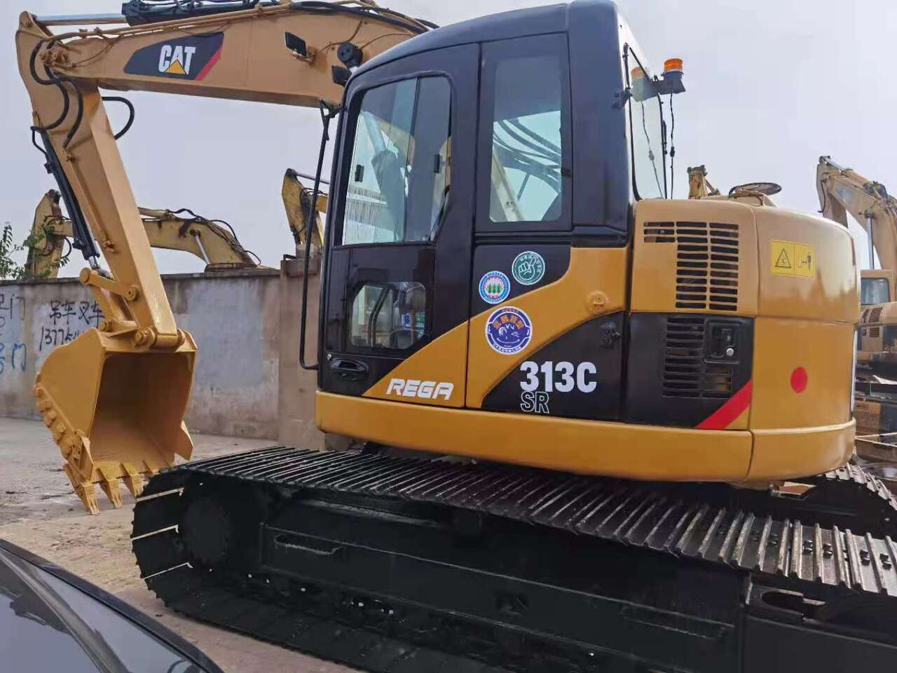 CATERPILLAR 313C - Гусеничный экскаватор: фото 1 CATERPILLAR 313C - Гусеничный экскаватор: фото 1