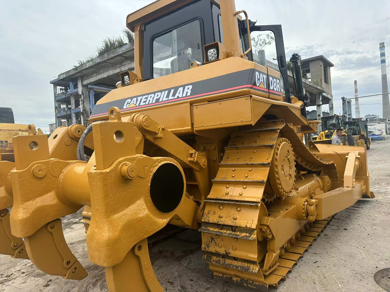 CATERPILLAR D8R - Бульдозер: фото 4 CATERPILLAR D8R - Бульдозер: фото 4