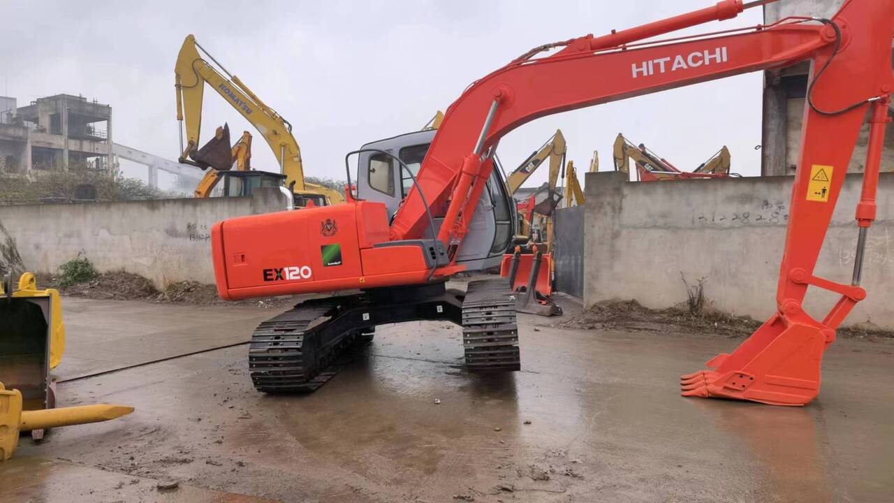 HITACHI EX120-5 - Гусеничный экскаватор: фото 3 HITACHI EX120-5 - Гусеничный экскаватор: фото 3