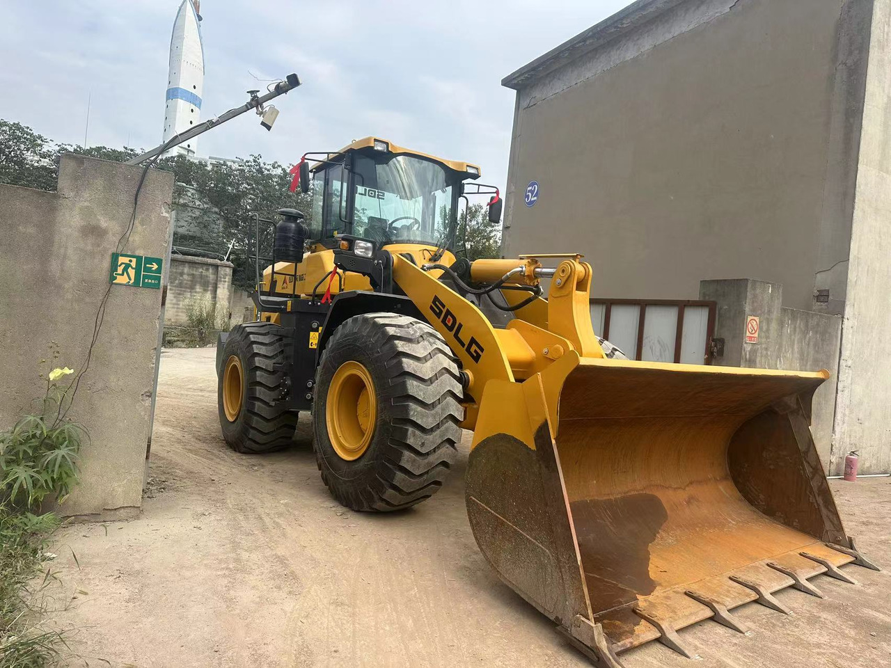 SDLG LG956F - Гусеничный экскаватор: фото 3 SDLG LG956F - Гусеничный экскаватор: фото 3