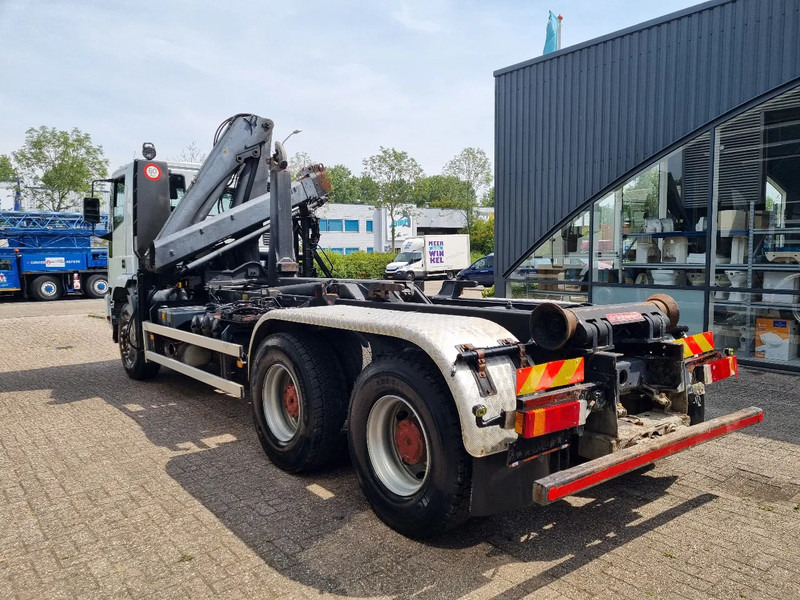 Iveco Eurotrakker 6X4 CURSOR 480 PK 20T HOOKLIFT 10.4 TM HIAB CRANE - Крюковой мультилифт, Автоманипулятор: фото 5 Iveco Eurotrakker 6X4 CURSOR 480 PK 20T HOOKLIFT 10.4 TM HIAB CRANE - Крюковой мультилифт, Автоманипулятор: фото 5
