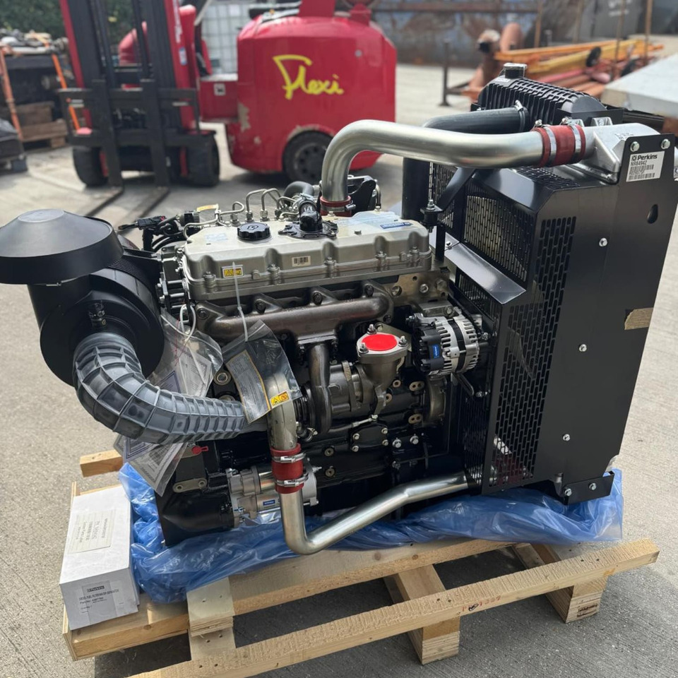 New Perkins 1104D-E44TA NR Build Generating Set with Radiator - Двигатель: фото 1 New Perkins 1104D-E44TA NR Build Generating Set with Radiator - Двигатель: фото 1