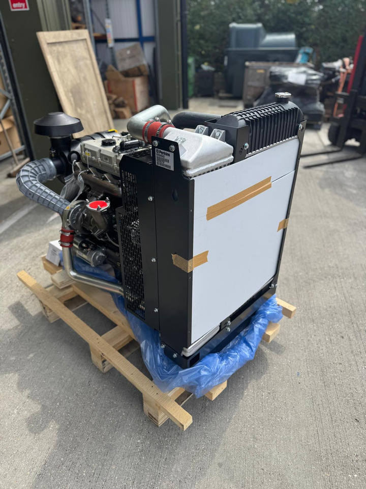 New Perkins 1104D-E44TA NR Build Generating Set with Radiator - Двигатель: фото 2 New Perkins 1104D-E44TA NR Build Generating Set with Radiator - Двигатель: фото 2