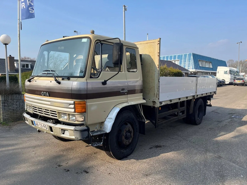 Toyota HINO HINO FF 173 L-W3 - Грузовик бортовой/ Платформа: фото 1 Toyota HINO HINO FF 173 L-W3 - Грузовик бортовой/ Платформа: фото 1