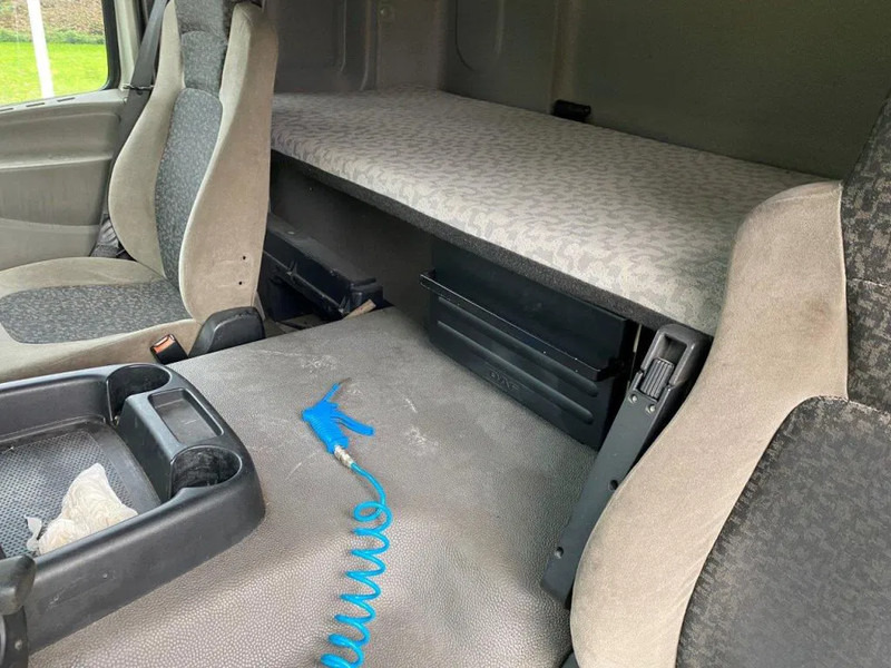 Тягач DAF CF 85.410 85CF 410 AUTOMATIC: фото 14 Тягач DAF CF 85.410 85CF 410 AUTOMATIC: фото 14