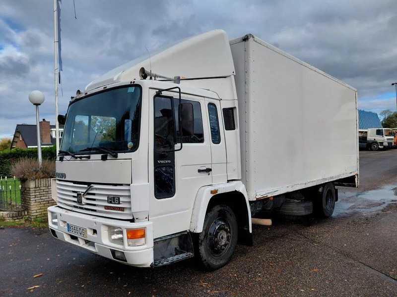 Volvo FL 6 4x2 Box - Грузовик с закрытым кузовом: фото 1 Volvo FL 6 4x2 Box - Грузовик с закрытым кузовом: фото 1