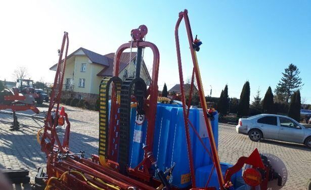 BIARZDKI Opryskiwacz zawieszany 1000 l / 15 - Навесной опрыскиватель: фото 2 BIARZDKI Opryskiwacz zawieszany 1000 l / 15 - Навесной опрыскиватель: фото 2