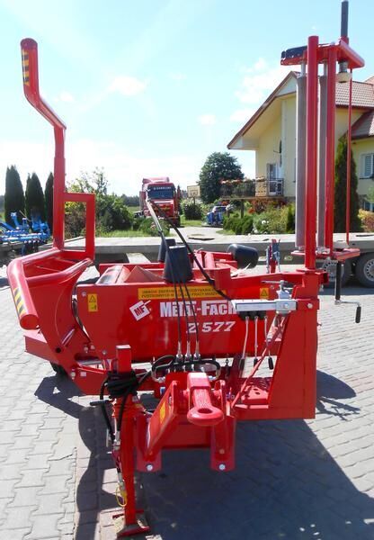 METAL-FACH Owijarka do bel Z577/ Samozaładowcza - Обмотчик рулонов: фото 1 METAL-FACH Owijarka do bel Z577/ Samozaładowcza - Обмотчик рулонов: фото 1