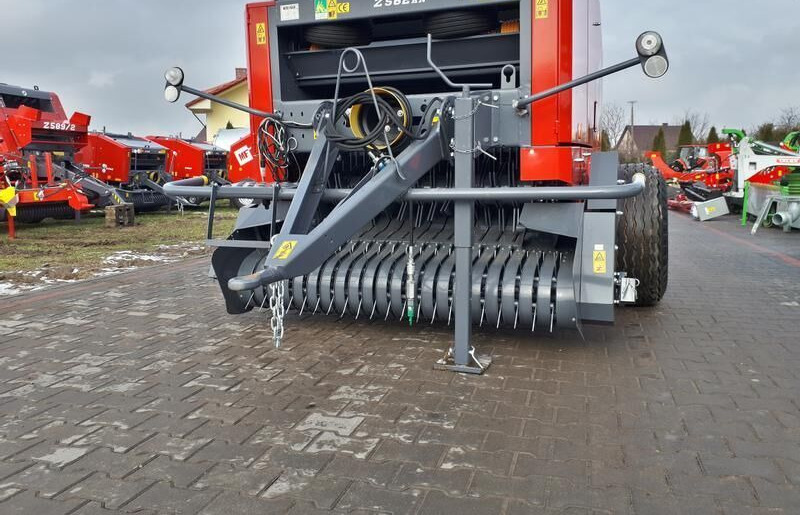 METAL-FACH Prasa Belująca/ πρέσα για σφυρίχτρα/ / Prensa de balas - Обмотчик рулонов: фото 3 METAL-FACH Prasa Belująca/ πρέσα για σφυρίχτρα/ / Prensa de balas - Обмотчик рулонов: фото 3