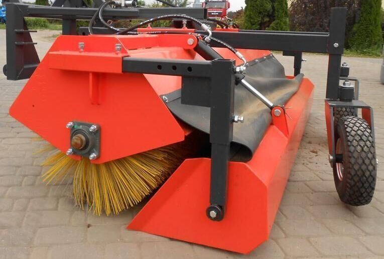 METAL-TECHNIK Zamiatarka 2m/ New Sweeper / Barredora de 2 m - Щетка для Подметально-уборочных машин: фото 1 METAL-TECHNIK Zamiatarka 2m/ New Sweeper / Barredora de 2 m - Щетка для Подметально-уборочных машин: фото 1