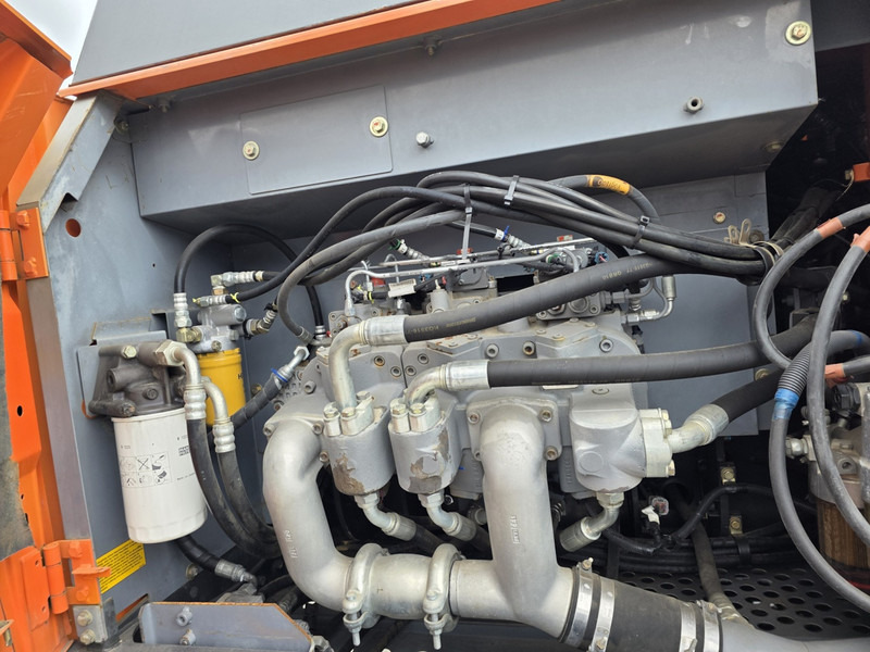 Hitachi zx350lcn-5B labounty scrap shear hitachi zx 350 genesis labounty fortress - Перегружатель: фото 4 Hitachi zx350lcn-5B labounty scrap shear hitachi zx 350 genesis labounty fortress - Перегружатель: фото 4