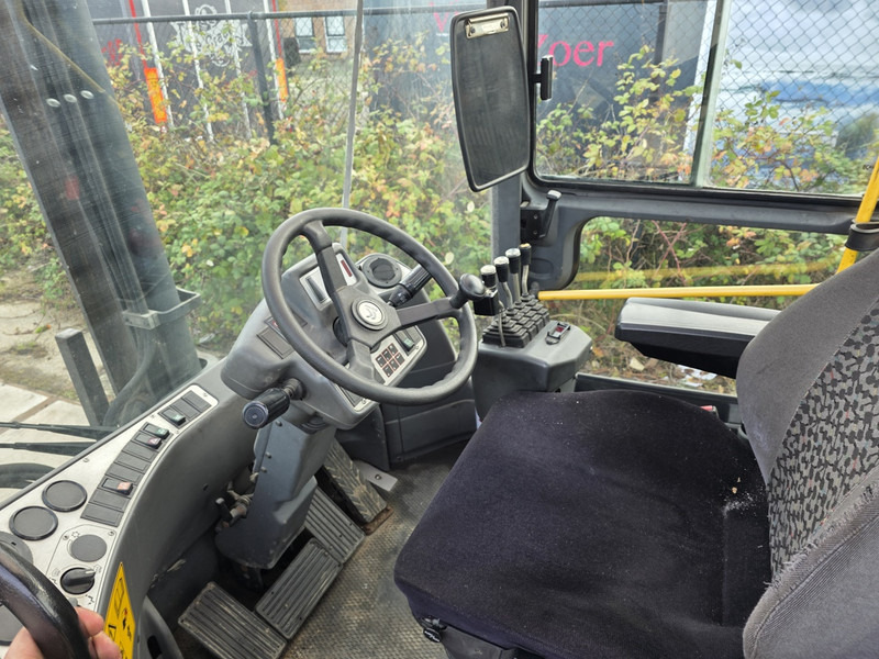 Kalmar DCE 55-6HM diesel heftruck 5.5 tons diesel heftruck - Дизельный погрузчик: фото 5 Kalmar DCE 55-6HM diesel heftruck 5.5 tons diesel heftruck - Дизельный погрузчик: фото 5