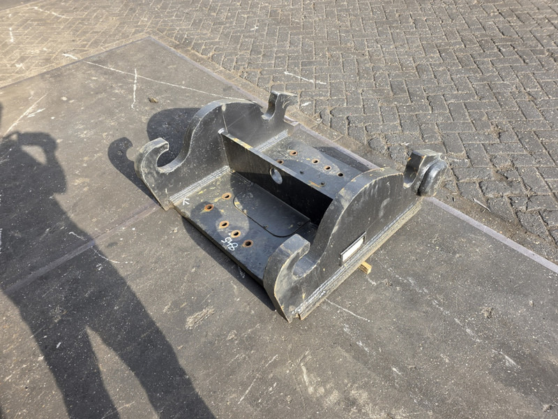 Adaptor plate cw55 caterpillar verachtert hammer crusher plate cw55 caterpillar - Сцепное устройство: фото 4 Adaptor plate cw55 caterpillar verachtert hammer crusher plate cw55 caterpillar - Сцепное устройство: фото 4