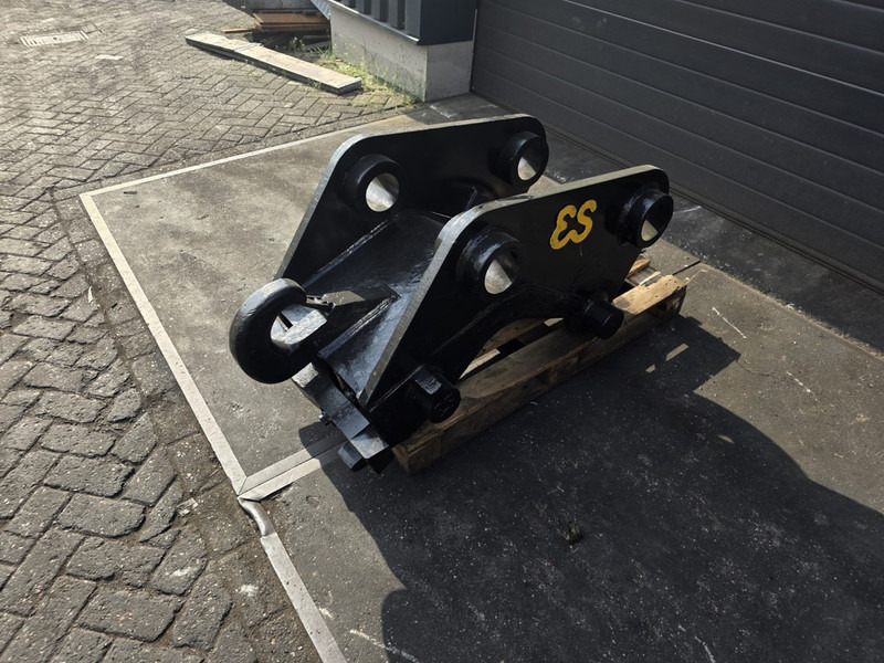 Snelwissel cw55s dx490 dx520 coupler doosan dx490 dx520 - Сцепное устройство для Строительной техники: фото 3 Snelwissel cw55s dx490 dx520 coupler doosan dx490 dx520 - Сцепное устройство для Строительной техники: фото 3