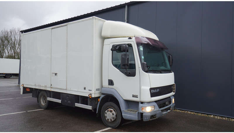 DAF LF 45.180 EURO 3 CLOSED BOX 290.000KM MANUAL GEARBOX - Грузовик с закрытым кузовом: фото 4 DAF LF 45.180 EURO 3 CLOSED BOX 290.000KM MANUAL GEARBOX - Грузовик с закрытым кузовом: фото 4