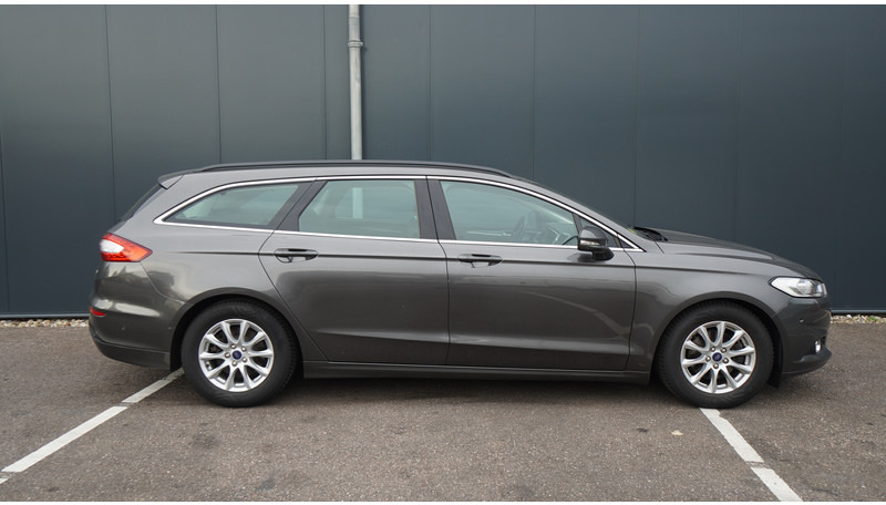 Ford Mondeo WAGON 1.5 TDCi TREND LEASE EDITION - Микроавтобус, Пассажирский фургон: фото 5 Ford Mondeo WAGON 1.5 TDCi TREND LEASE EDITION - Микроавтобус, Пассажирский фургон: фото 5