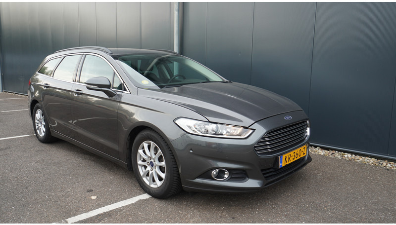 Ford Mondeo WAGON 1.5 TDCi TREND LEASE EDITION - Микроавтобус, Пассажирский фургон: фото 2 Ford Mondeo WAGON 1.5 TDCi TREND LEASE EDITION - Микроавтобус, Пассажирский фургон: фото 2