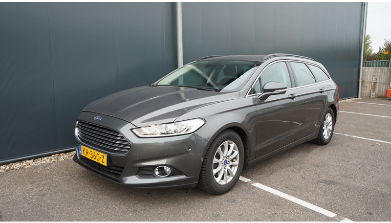 Ford Mondeo WAGON 1.5 TDCi TREND LEASE EDITION - Микроавтобус, Пассажирский фургон: фото 4 Ford Mondeo WAGON 1.5 TDCi TREND LEASE EDITION - Микроавтобус, Пассажирский фургон: фото 4