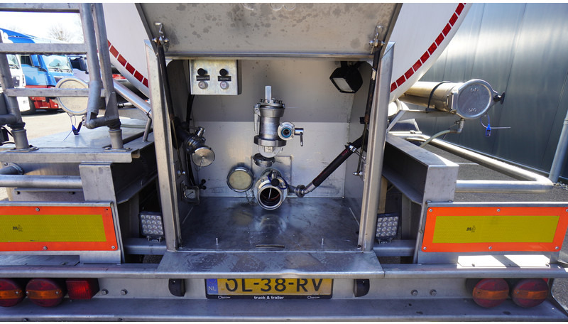 Magyar 3 AXLE FOOD TANK TRAILER 41.410LTR - Полуприцеп-цистерна: фото 4 Magyar 3 AXLE FOOD TANK TRAILER 41.410LTR - Полуприцеп-цистерна: фото 4