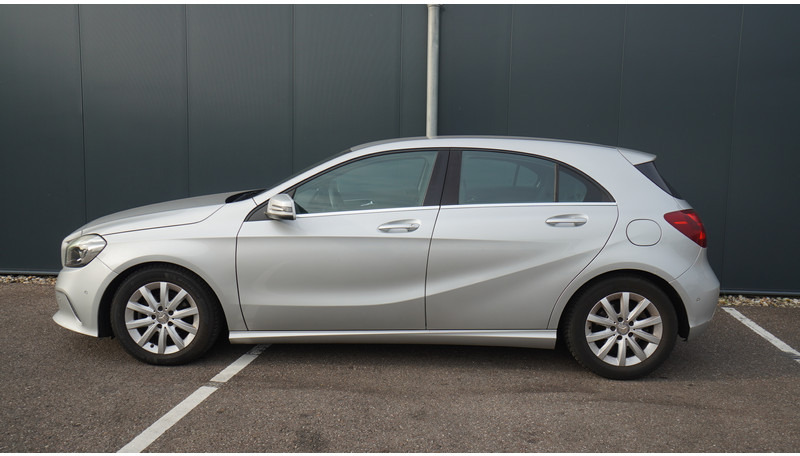 Mercedes-Benz A180d EURO6 - Микроавтобус, Пассажирский фургон: фото 1 Mercedes-Benz A180d EURO6 - Микроавтобус, Пассажирский фургон: фото 1