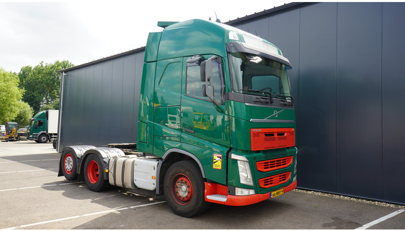 Volvo FH 460 6X2 EURO 6 GLOBETROTTER - Тягач: фото 4 Volvo FH 460 6X2 EURO 6 GLOBETROTTER - Тягач: фото 4