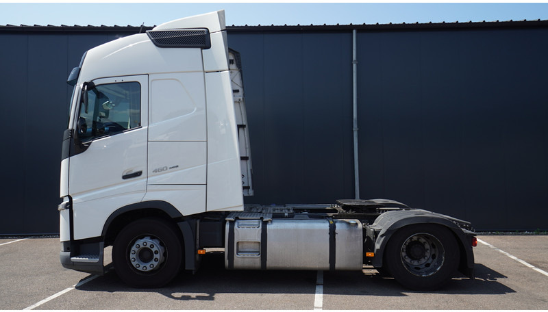 Volvo FH 460 EURO 6 GLOBETROTTER 697.000KM - Тягач: фото 1 Volvo FH 460 EURO 6 GLOBETROTTER 697.000KM - Тягач: фото 1
