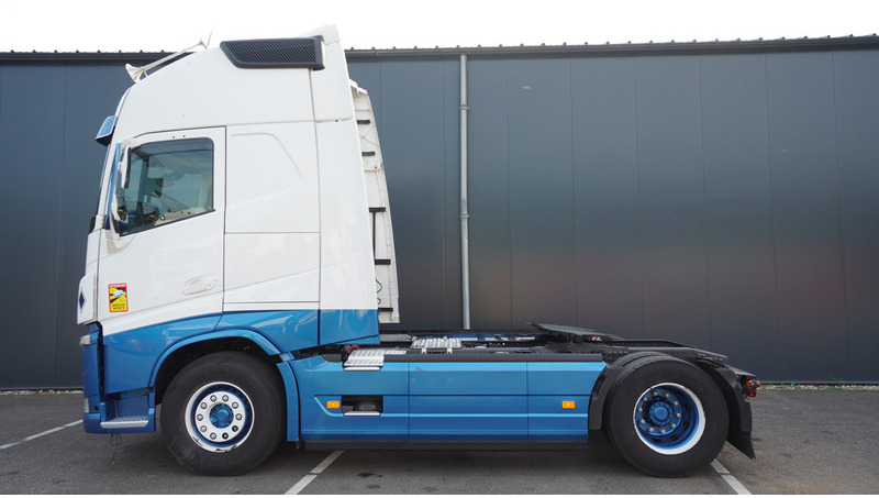 Volvo FH 460 GLOBETROTTER EURO 6 - Тягач: фото 1 Volvo FH 460 GLOBETROTTER EURO 6 - Тягач: фото 1