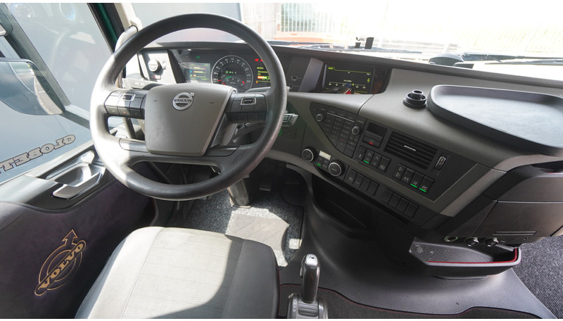 Volvo FH 500 6X2 EURO 6 GLOBETROTTER - Тягач: фото 5 Volvo FH 500 6X2 EURO 6 GLOBETROTTER - Тягач: фото 5