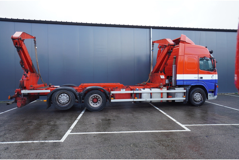 Volvo FM360 6X2 SIDE LOADER FOR 20FT CONTAINER - Портальный бункеровоз: фото 2 Volvo FM360 6X2 SIDE LOADER FOR 20FT CONTAINER - Портальный бункеровоз: фото 2