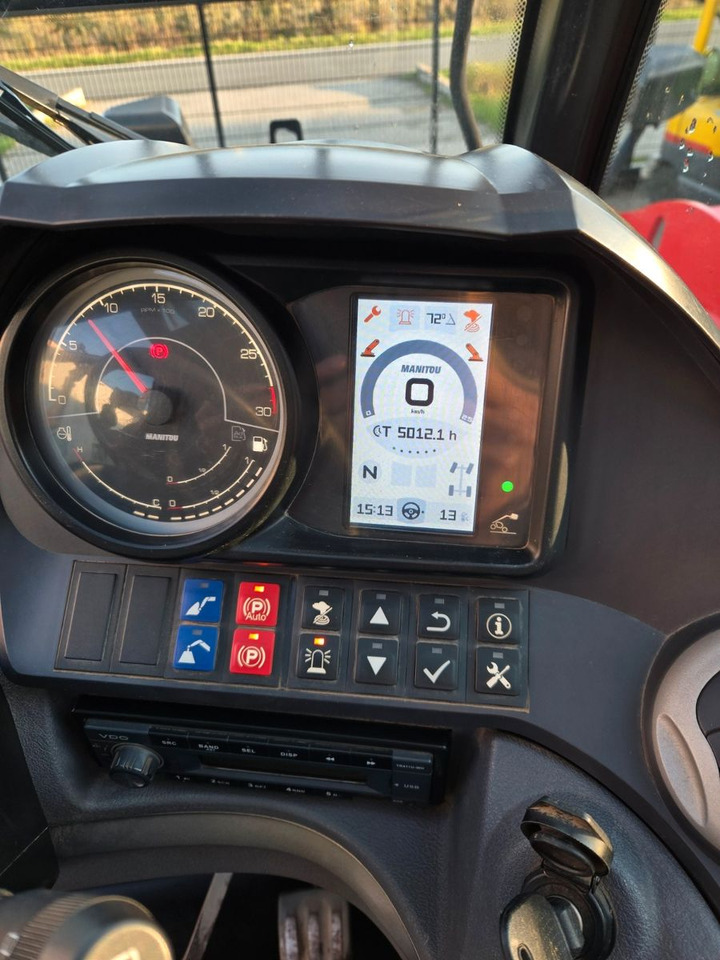 Телескопический погрузчик Manitou MT1840: фото 13 Телескопический погрузчик Manitou MT1840: фото 13