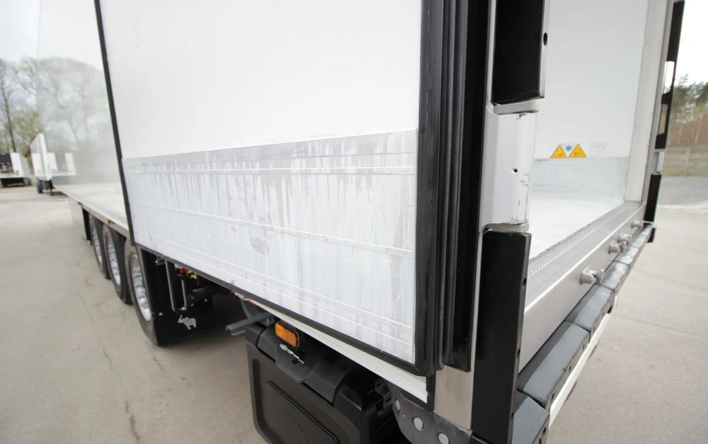 Schmitz Cargobull / Thermo King SLXe 300 / FP 60 / 7 cm Ściana / SUPER STAN / - Полуприцеп-рефрижератор: фото 5 Schmitz Cargobull / Thermo King SLXe 300 / FP 60 / 7 cm Ściana / SUPER STAN / - Полуприцеп-рефрижератор: фото 5