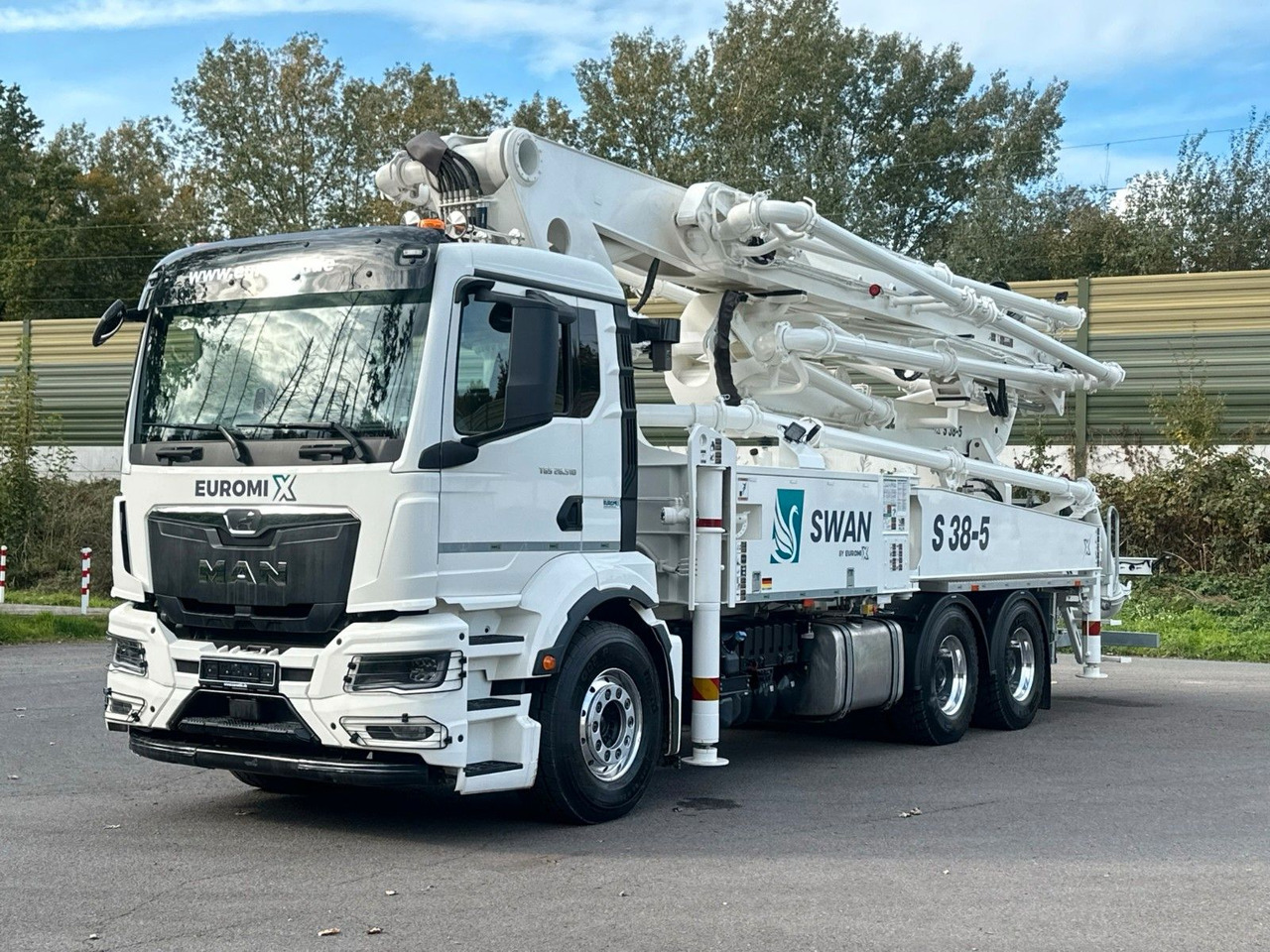 MAN TGS 26.510 6x4 SWAN TSP 38-5 160RZ ( 38m ) - Автобетоносмеситель: фото 2 MAN TGS 26.510 6x4 SWAN TSP 38-5 160RZ ( 38m ) - Автобетоносмеситель: фото 2