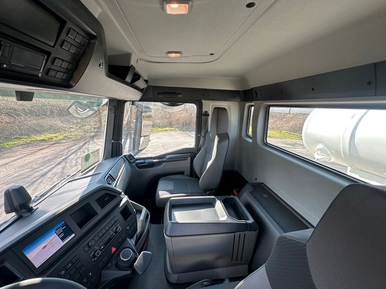 MAN TGS 32.440 8x4 / Euromix MTP EM 10 L в лизинг MAN TGS 32.440 8x4 / Euromix MTP EM 10 L: фото 18