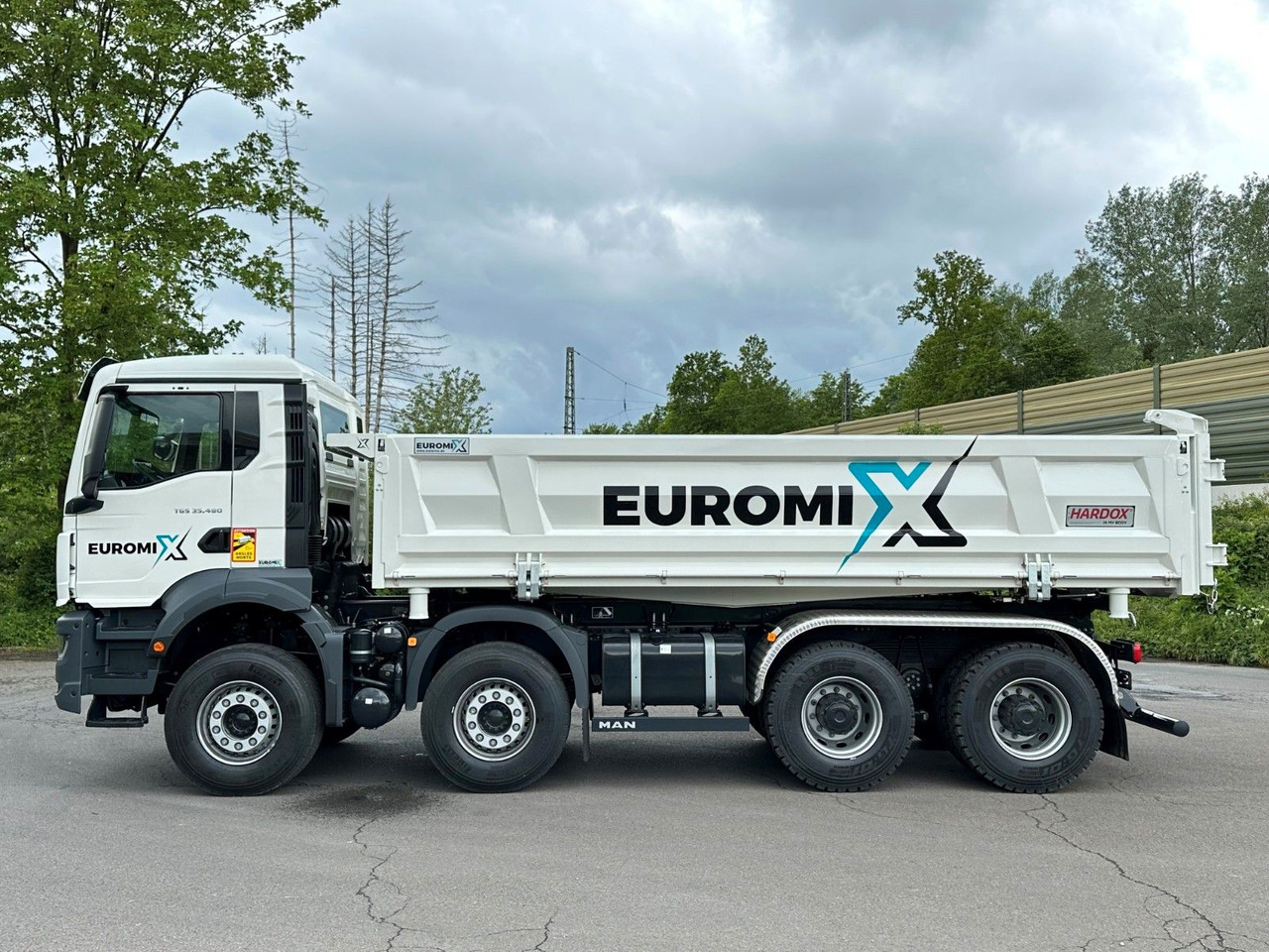 MAN TGS 35.480 8x4 EuromixMTP 2-Seiten-Kipper - Самосвал: фото 4 MAN TGS 35.480 8x4 EuromixMTP 2-Seiten-Kipper - Самосвал: фото 4