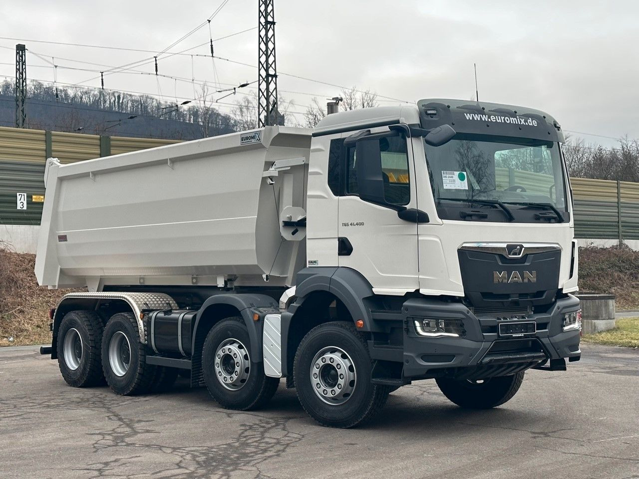 MAN TGS 41.400 8x4 / EUROMIX MTP 20m³/ EURO 5 - Портальный бункеровоз: фото 1 MAN TGS 41.400 8x4 / EUROMIX MTP 20m³/ EURO 5 - Портальный бункеровоз: фото 1