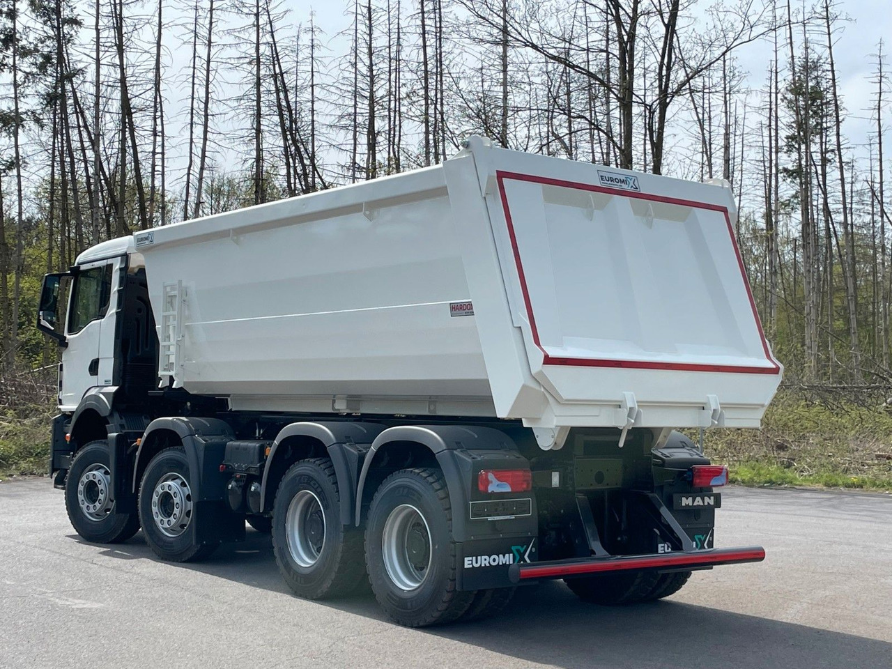 MAN TGS 41.400 8x4 / EUROMIX MTP 20m³/ EURO2 Kipper - Портальный бункеровоз: фото 5 MAN TGS 41.400 8x4 / EUROMIX MTP 20m³/ EURO2 Kipper - Портальный бункеровоз: фото 5