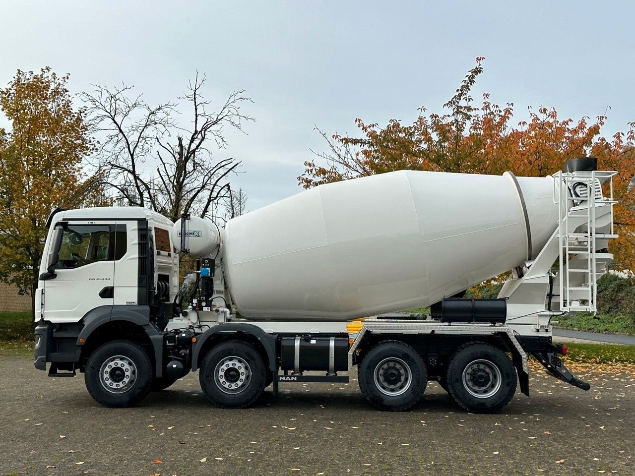 MAN TGS 41.440 8x4 /Euro6e Euromix EM 12 R MAN TGS 41.440 8x4 /Euro6e Euromix EM 12 R - Автобетоносмеситель: фото 4 MAN TGS 41.440 8x4 /Euro6e Euromix EM 12 R MAN TGS 41.440 8x4 /Euro6e Euromix EM 12 R - Автобетоносмеситель: фото 4