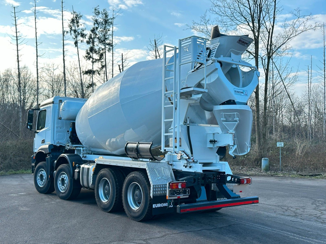 Mercedes-Benz Arocs 5 3743 8X4 / Euro6e EuromixMTP EM 10 L - Автобетоносмеситель: фото 4 Mercedes-Benz Arocs 5 3743 8X4 / Euro6e EuromixMTP EM 10 L - Автобетоносмеситель: фото 4
