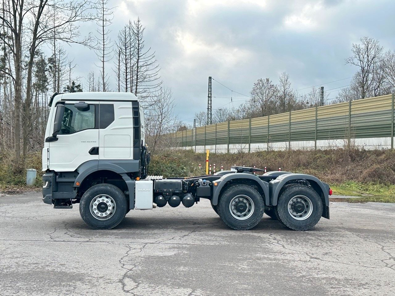 MAN TGS 33.440 BBS 6X4 EUROMIX MTP Kipper-Auflieger - Тягач: фото 2 MAN TGS 33.440 BBS 6X4 EUROMIX MTP Kipper-Auflieger - Тягач: фото 2