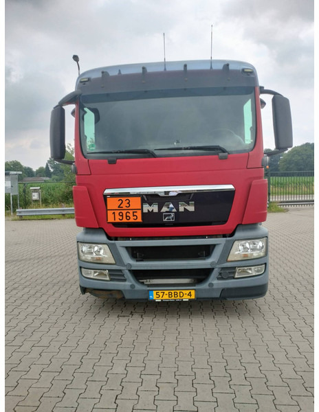 MAN TGS 26.400 6x2-4 LL 26900 Liter Gas tank truck ID 2.168 Rootselaar, flowmeter, pump - Грузовик-цистерна: фото 2 MAN TGS 26.400 6x2-4 LL 26900 Liter Gas tank truck ID 2.168 Rootselaar, flowmeter, pump - Грузовик-цистерна: фото 2