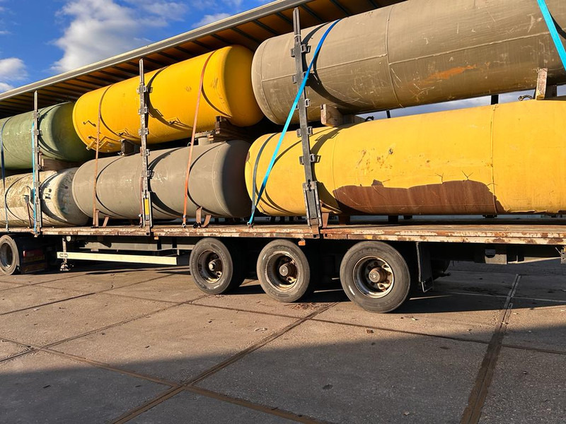 Visser 4850L(2.42 ton) Gastanks - Gas, Gaz, LPG, GPL, Propane, Butane tank Underground Gastank Used Tanks ID 1.008 ( Flexible options: Wholesale in a trailer/ Retail) - Грузовик-цистерна: фото 1 Visser 4850L(2.42 ton) Gastanks - Gas, Gaz, LPG, GPL, Propane, Butane tank Underground Gastank Used Tanks ID 1.008 ( Flexible options: Wholesale in a trailer/ Retail) - Грузовик-цистерна: фото 1