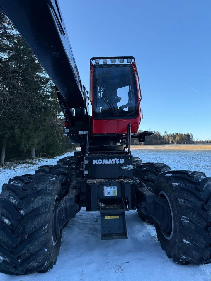 Харвестер Komatsu 931 XC: фото 8 Харвестер Komatsu 931 XC: фото 8