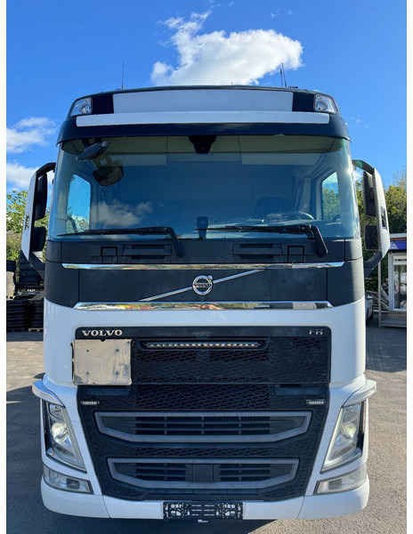 Volvo FH 540 8x2*4, ADR, Chassi (ex. Gas tank-truck), 2018 - Грузовик-шасси: фото 2 Volvo FH 540 8x2*4, ADR, Chassi (ex. Gas tank-truck), 2018 - Грузовик-шасси: фото 2